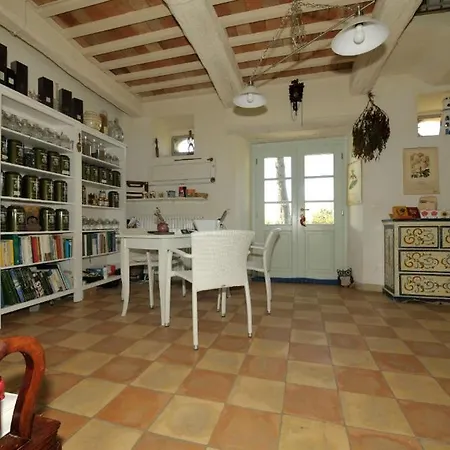 Sleeps 8 Pool Wifi וילה *