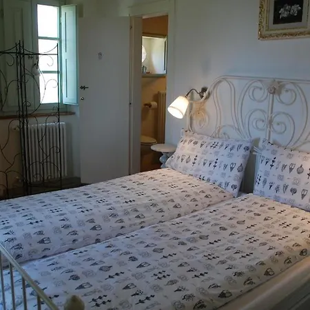 Sleeps 8 Pool Wifi סן קשאנו דיי באני