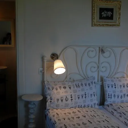 Sleeps 8 Pool Wifi *